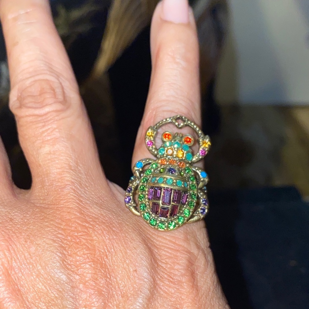 Vintage Heidi Daus Unique Colorful Beetle Ring Size 6 - Picture 4 of 8